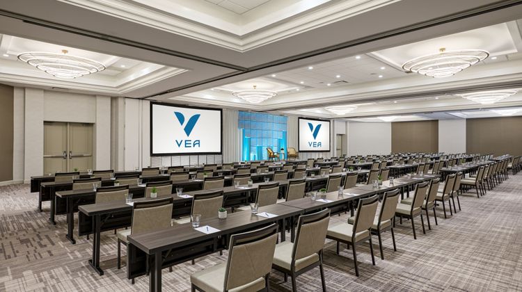 VEA Newport Beach, a Marriott Resort Meeting