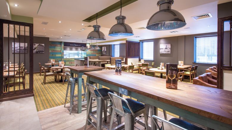 <b>Premier Inn Portsmouth City Centre hotel Restaurant</b>. Images powered by <a href="https://www.leonardoworldwide.com/" title="Leonardo Worldwide" target="_blank">Leonardo</a>.