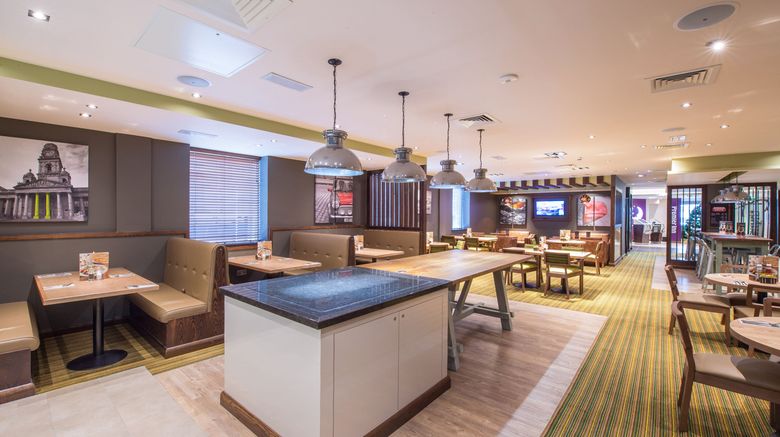 <b>Premier Inn Portsmouth City Centre hotel Restaurant</b>. Images powered by <a href="https://www.leonardoworldwide.com/" title="Leonardo Worldwide" target="_blank">Leonardo</a>.