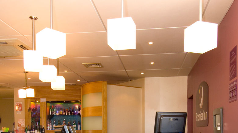 <b>Premier Inn Portsmouth (Port Solent) Lobby</b>. Images powered by <a href="https://www.leonardoworldwide.com/" title="Leonardo Worldwide" target="_blank">Leonardo</a>.