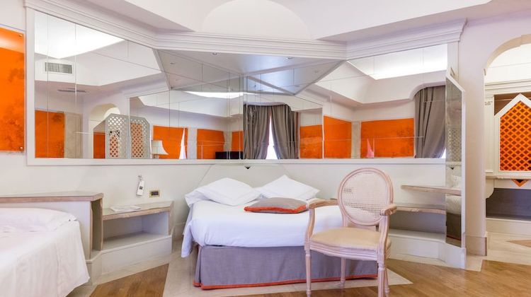 Hotel Isa Room