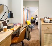 Voco Lythe Hill Hotel & Spa Room