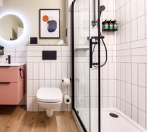 Voco Lythe Hill Hotel & Spa Room