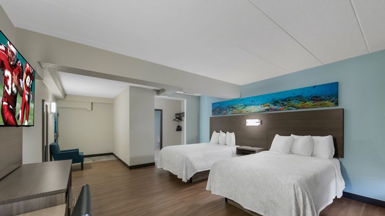 Red Roof PLUS+ Virginia Beach - Seaside Room