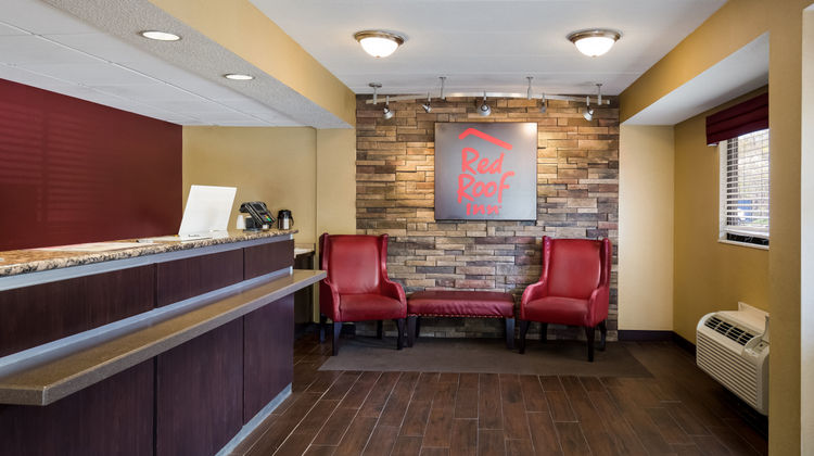 Red Roof Inn Wilkes-Barre Arena Lobby