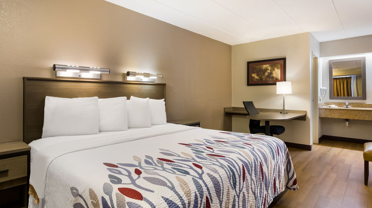 Red Roof Inn Wilkes-Barre Arena Room