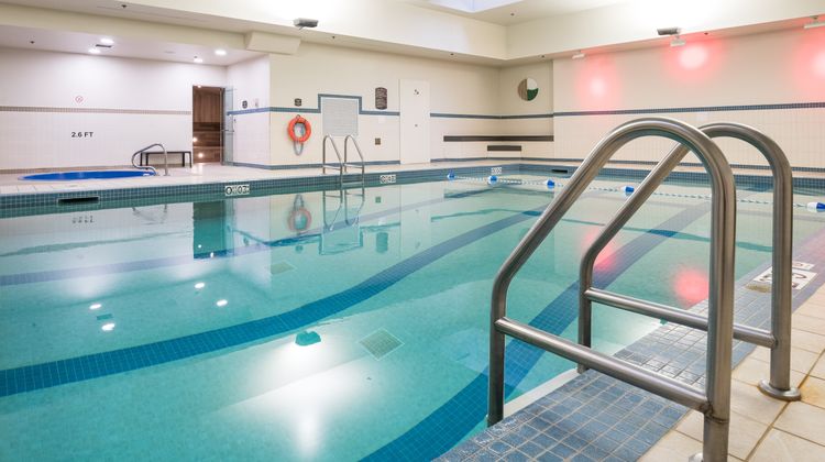 Crowne Plaza Moncton Downtown Pool