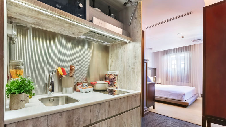 <b>Ann Siang House, Unlimited Coll Oakwood Room</b>. Images powered by <a href="https://www.leonardoworldwide.com/" title="Leonardo Worldwide" target="_blank">Leonardo</a>.