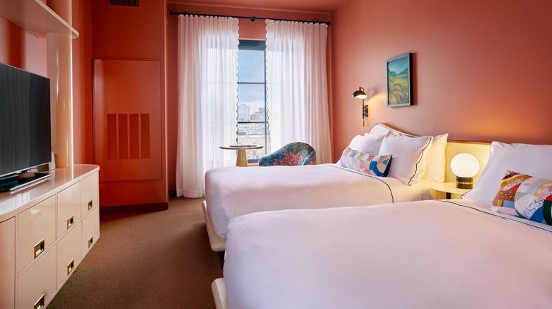 <b>Hotel Genevieve Room</b>. Images powered by <a href="https://www.leonardoworldwide.com/" title="Leonardo Worldwide" target="_blank">Leonardo</a>.