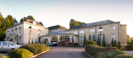 Premier Inn Stroud Exterior