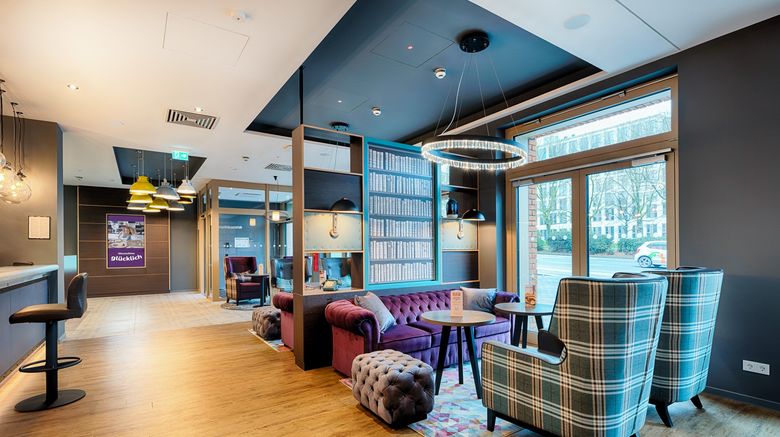 <b>Wiesbaden City Centre Hotel Lobby</b>. Images powered by <a href="https://www.leonardoworldwide.com/" title="Leonardo Worldwide" target="_blank">Leonardo</a>.