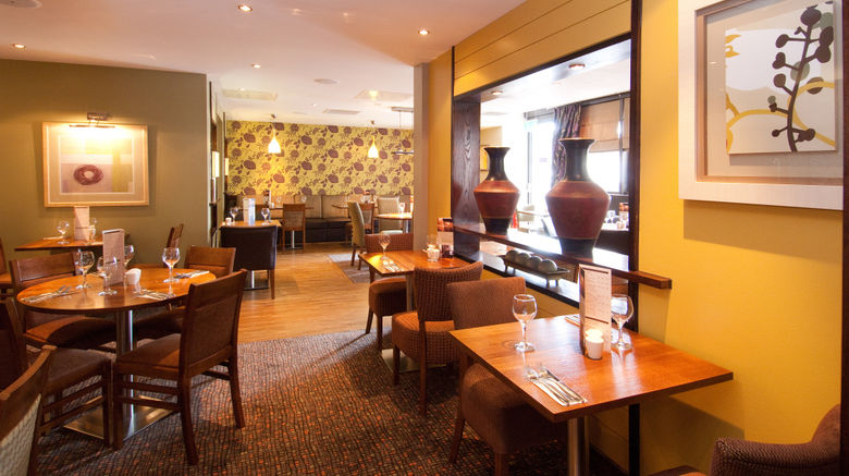 <b>Premier Inn Sunbury Kempton Park-Sunbury Restaurant</b>. Images powered by <a href="https://www.leonardoworldwide.com/" title="Leonardo Worldwide" target="_blank">Leonardo</a>.