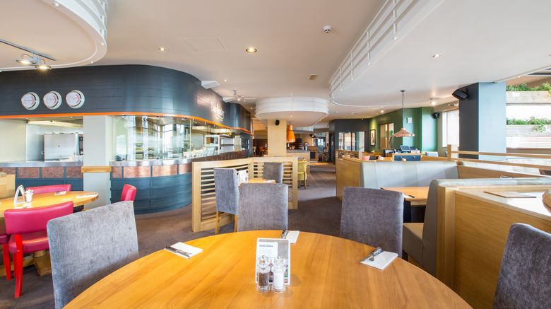 <b>Premier Inn Swansea Waterfront Restaurant</b>. Images powered by <a href="https://www.leonardoworldwide.com/" title="Leonardo Worldwide" target="_blank">Leonardo</a>.