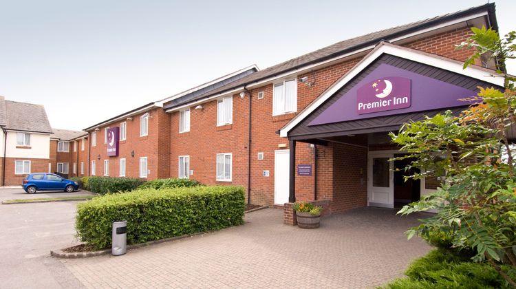 Premier Inn Swindon North Exterior