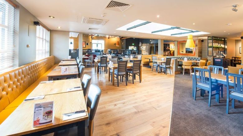 <b>Premier Inn Swindon West Restaurant</b>. Images powered by <a href="https://www.leonardoworldwide.com/" title="Leonardo Worldwide" target="_blank">Leonardo</a>.