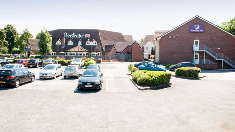 Premier Inn Tamworth Central Exterior