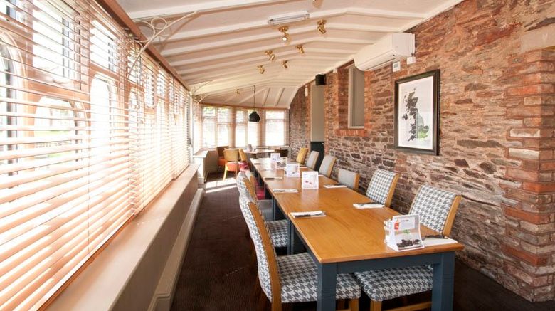 <b>Premier Inn Taunton East Restaurant</b>. Images powered by <a href="https://www.leonardoworldwide.com/" title="Leonardo Worldwide" target="_blank">Leonardo</a>.