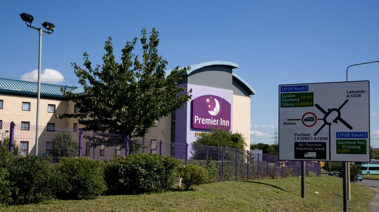 Premier Inn Thurrock West Exterior