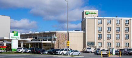 Holiday Inn Sudbury Exterior