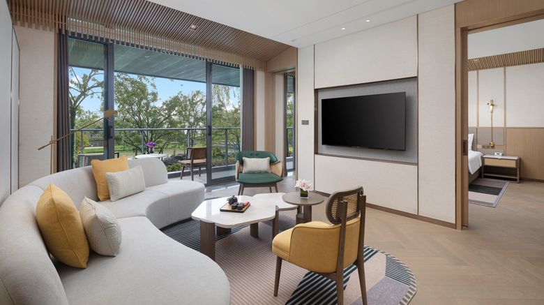 <b>Holiday Inn Deqing Xinshi Anci Suite</b>. Images powered by <a href="https://www.leonardoworldwide.com/" title="Leonardo Worldwide" target="_blank">Leonardo</a>.
