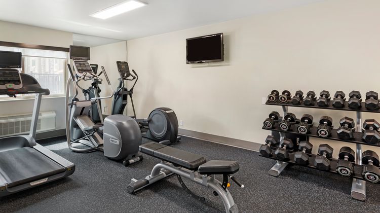 Holiday Inn Express Riverside North Health Club