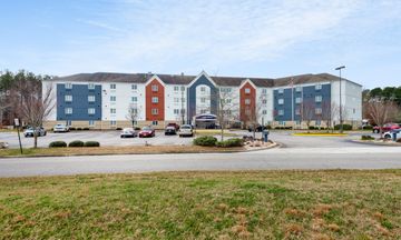 Candlewood Suites