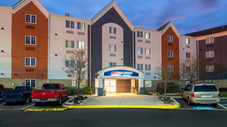 Candlewood Suites Exterior