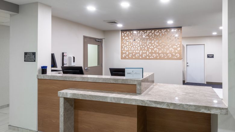 <b>Candlewood Suites Exterior</b>. Images powered by <a href="https://www.leonardoworldwide.com/" title="Leonardo Worldwide" target="_blank">Leonardo</a>.