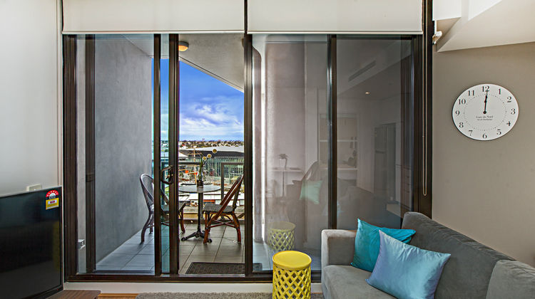 Melbourne Holiday Apartments Room