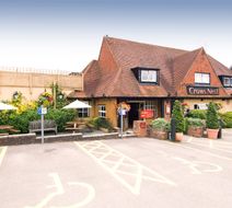 Premier Inn Tring Exterior