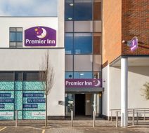 Premier Inn Trowbridge Exterior