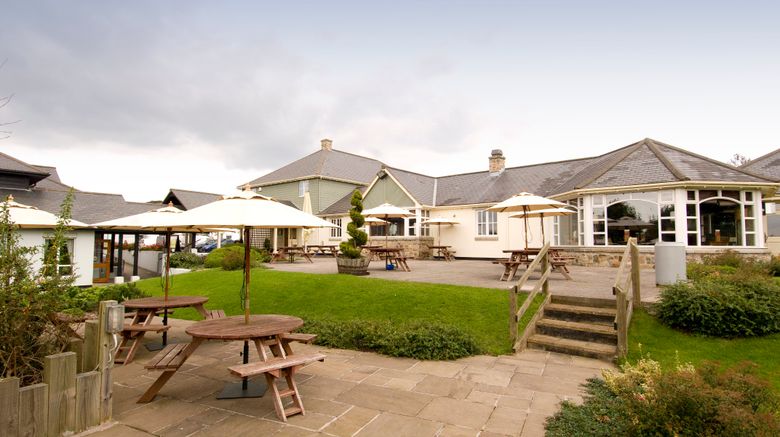 <b>Premier Inn Truro Exterior</b>. Images powered by <a href="https://www.leonardoworldwide.com/" title="Leonardo Worldwide" target="_blank">Leonardo</a>.