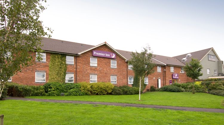 Premier Inn Uttoxeter Exterior