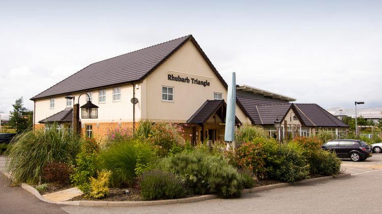 Premier Inn Wakefield City North Exterior