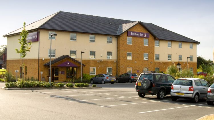 Premier Inn Wakefield City North Exterior