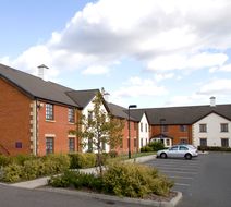 Premier Inn Waltham Abbey Exterior