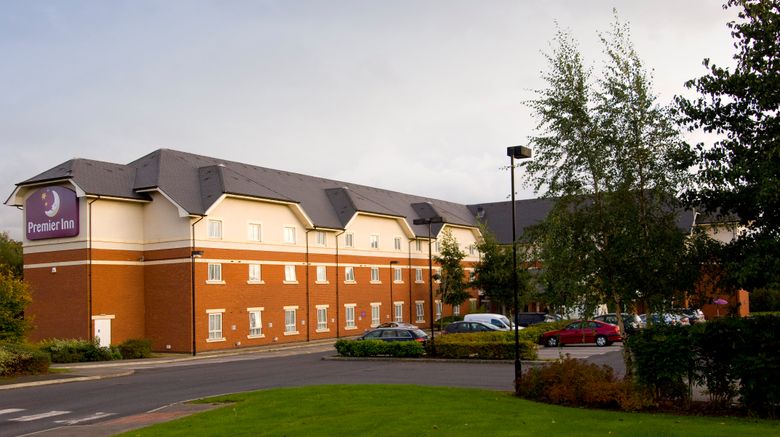 <b>Premier Inn Warrington (M6-J21) Exterior</b>. Images powered by <a href="https://www.leonardoworldwide.com/" title="Leonardo Worldwide" target="_blank">Leonardo</a>.