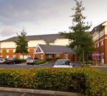 Premier Inn Warrington (M6-J21) Exterior