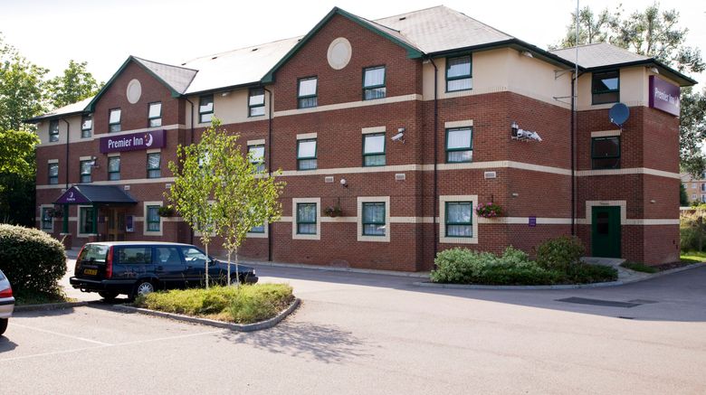 <b>Premier Inn Watford North Exterior</b>. Images powered by <a href="https://www.leonardoworldwide.com/" title="Leonardo Worldwide" target="_blank">Leonardo</a>.