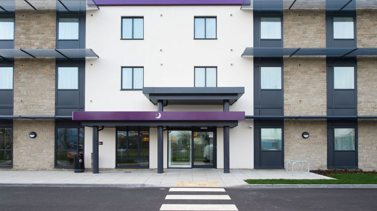 Premier Inn Wells (Somerset) Hotel Exterior