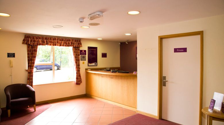 <b>Premier Inn Watford North Lobby</b>. Images powered by <a href="https://www.leonardoworldwide.com/" title="Leonardo Worldwide" target="_blank">Leonardo</a>.