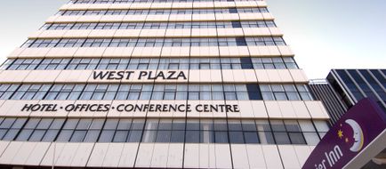 Premier Inn Town Centre (New Square) Exterior