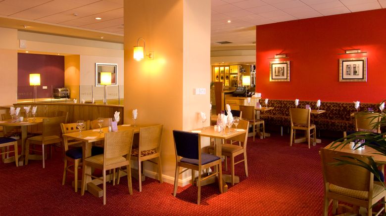 <b>Premier Inn Town Centre (New Square) Restaurant</b>. Images powered by <a href="https://www.leonardoworldwide.com/" title="Leonardo Worldwide" target="_blank">Leonardo</a>.