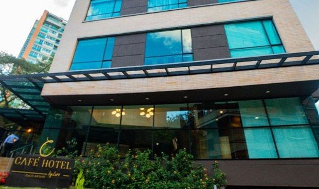 Cafe Hotel Medellin Exterior