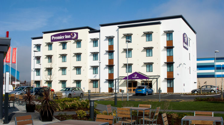 Premier Inn Hotel Widnes Exterior