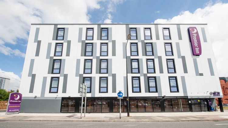 Premier Inn Wigan Town Centre Exterior