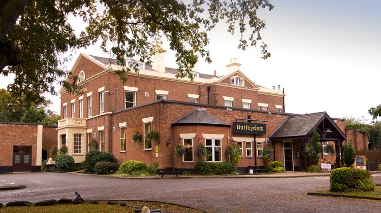 Premier Inn Wirral (Childer Thornton) Exterior