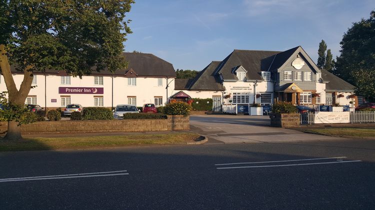 Premier Inn Wirral (Greasby) Exterior