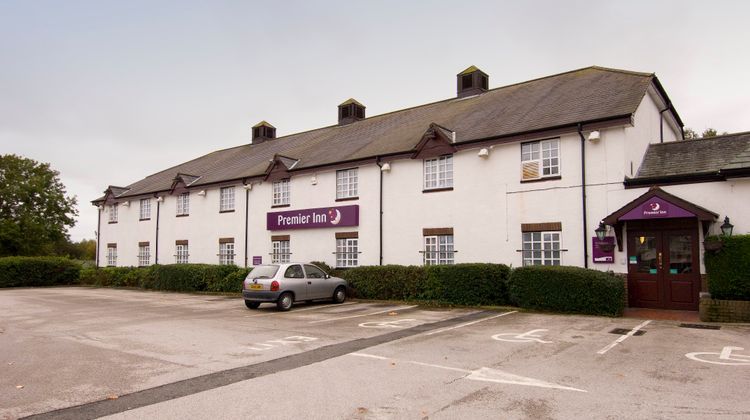 Premier Inn Wirral (Greasby) Exterior