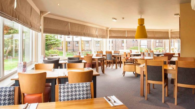 Premier Inn Wirral (Heswall) Restaurant